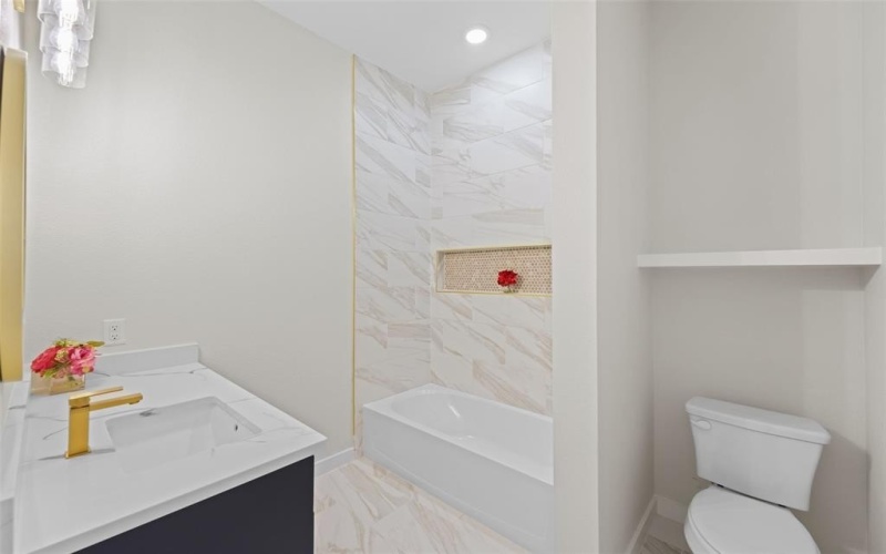 8340 Plainview Drive, Dallas, TX 75217, 4 Bedrooms Bedrooms, ,2 BathroomsBathrooms,Residential,For Sale,8340 Plainview Drive,0,21145828