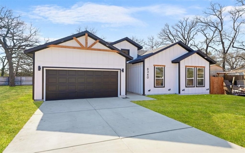 8340 Plainview Drive, Dallas, TX 75217, 4 Bedrooms Bedrooms, ,2 BathroomsBathrooms,Residential,For Sale,8340 Plainview Drive,0,21145828