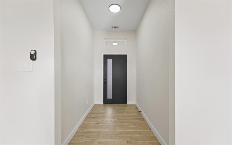 8340 Plainview Drive, Dallas, TX 75217, 4 Bedrooms Bedrooms, ,2 BathroomsBathrooms,Residential,For Sale,8340 Plainview Drive,0,21145828