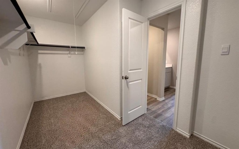 524 CRESTRIDGE Drive N, Cleburne, TX 76033, 3 Bedrooms Bedrooms, ,2 BathroomsBathrooms,Residential,For Sale,524 CRESTRIDGE Drive N,0,21146235