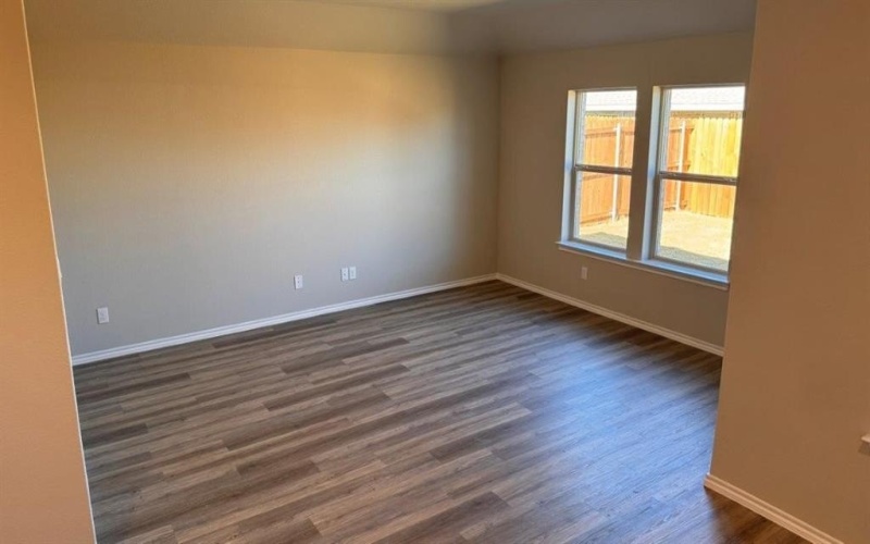 524 CRESTRIDGE Drive N, Cleburne, TX 76033, 3 Bedrooms Bedrooms, ,2 BathroomsBathrooms,Residential,For Sale,524 CRESTRIDGE Drive N,0,21146235