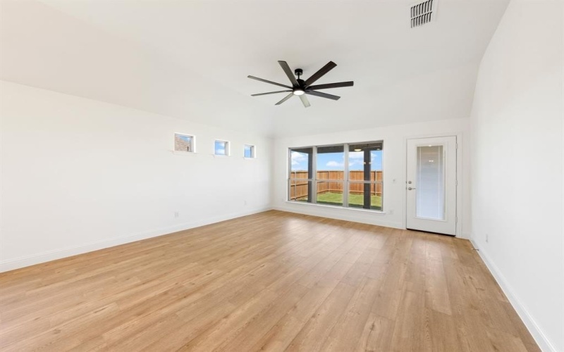 1941 Daybreak Drive, Venus, TX 76009, 3 Bedrooms Bedrooms, ,2 BathroomsBathrooms,Residential,For Sale,1941 Daybreak Drive,0,21146504