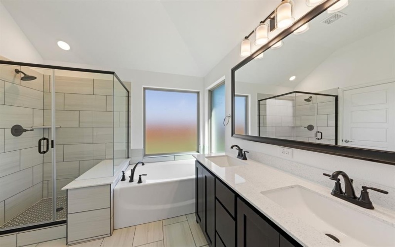 1941 Daybreak Drive, Venus, TX 76009, 3 Bedrooms Bedrooms, ,2 BathroomsBathrooms,Residential,For Sale,1941 Daybreak Drive,0,21146504