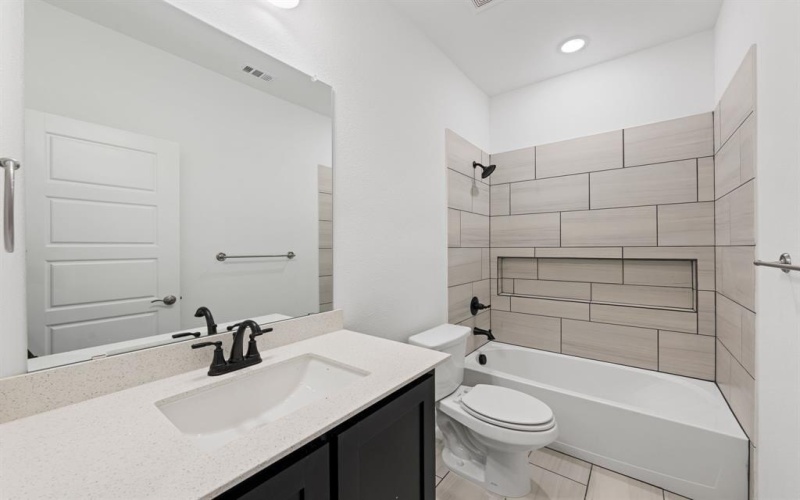 1941 Daybreak Drive, Venus, TX 76009, 3 Bedrooms Bedrooms, ,2 BathroomsBathrooms,Residential,For Sale,1941 Daybreak Drive,0,21146504