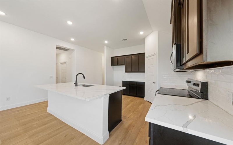 1941 Daybreak Drive, Venus, TX 76009, 3 Bedrooms Bedrooms, ,2 BathroomsBathrooms,Residential,For Sale,1941 Daybreak Drive,0,21146504