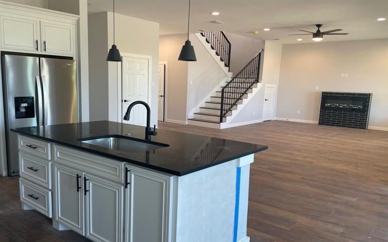 5514 Fannie Street, Dallas, TX 75212, 5 Bedrooms Bedrooms, ,3 BathroomsBathrooms,Residential,For Sale,5514 Fannie Street,0,21146506