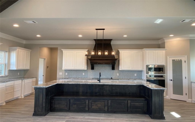 7081 Veal Station, Weatherford, TX 76085, 4 Bedrooms Bedrooms, ,2 BathroomsBathrooms,Residential,For Sale,7081 Veal Station,14462708
