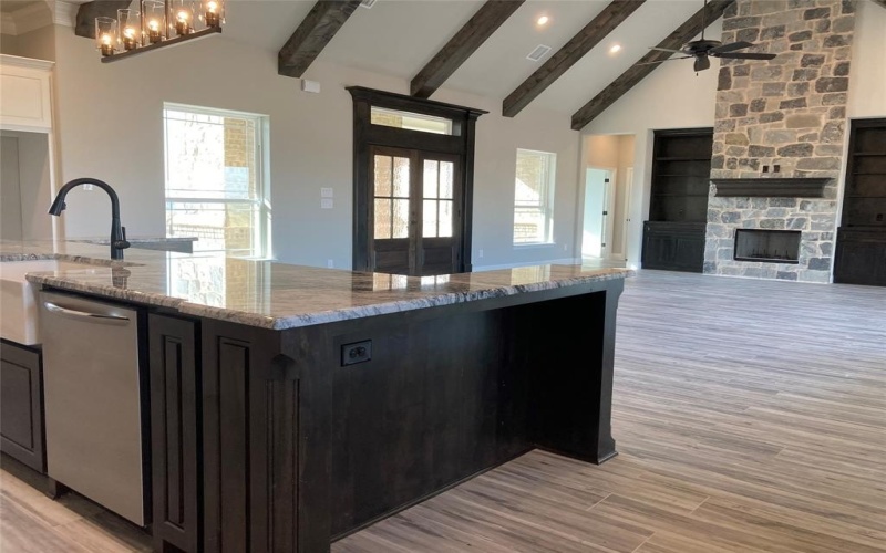 7081 Veal Station, Weatherford, TX 76085, 4 Bedrooms Bedrooms, ,2 BathroomsBathrooms,Residential,For Sale,7081 Veal Station,14462708