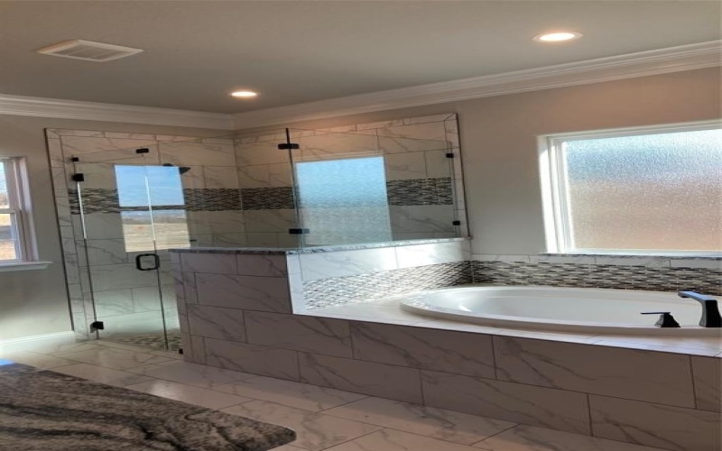 7081 Veal Station, Weatherford, TX 76085, 4 Bedrooms Bedrooms, ,2 BathroomsBathrooms,Residential,For Sale,7081 Veal Station,14462708