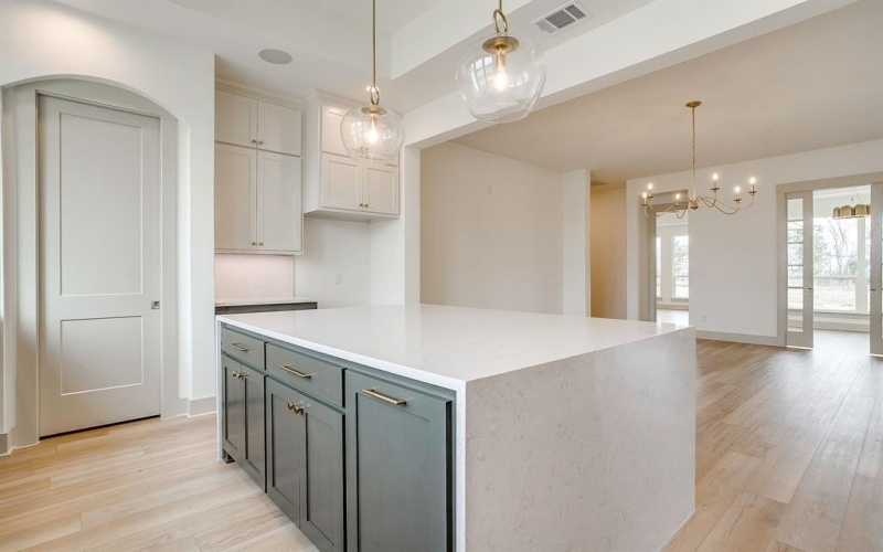 137 Aiden Drive, Waxahachie, TX 75165, 4 Bedrooms Bedrooms, ,3 BathroomsBathrooms,Residential,For Sale,137 Aiden Drive,0,21146687