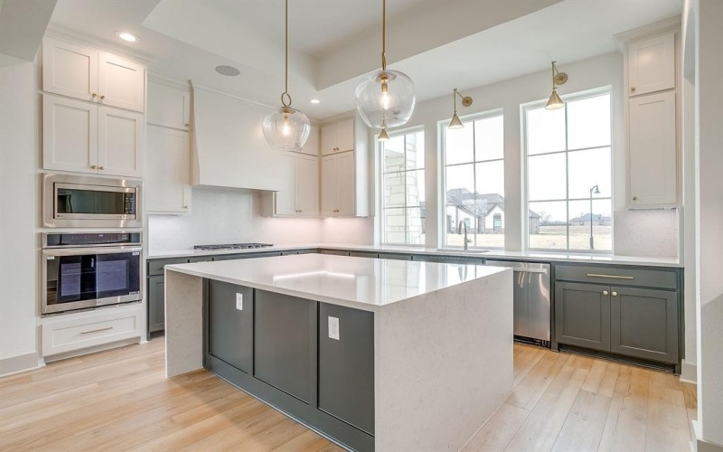 137 Aiden Drive, Waxahachie, TX 75165, 4 Bedrooms Bedrooms, ,3 BathroomsBathrooms,Residential,For Sale,137 Aiden Drive,0,21146687