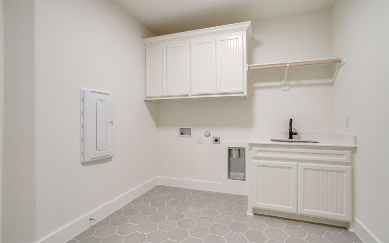 1311 Carroll Moran Trail, Midlothian, TX 76065, 4 Bedrooms Bedrooms, ,3 BathroomsBathrooms,Residential,For Sale,1311 Carroll Moran Trail,0,21146692