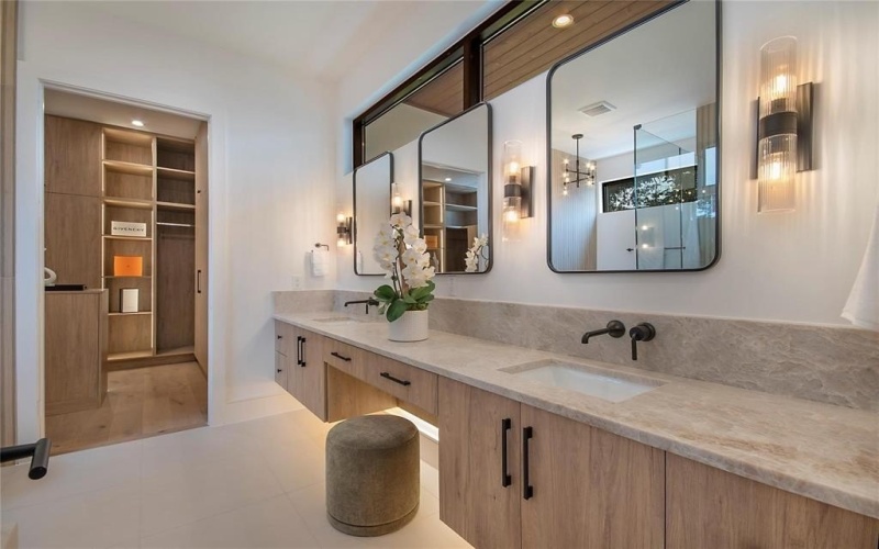 7619 Kenwell Street, Dallas, TX 75209, 4 Habitaciones Habitaciones , ,5 BañosBaños,Residential,En Venta,7619 Kenwell Street,0,21146759