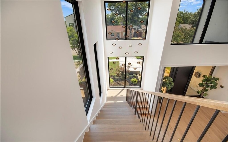 7619 Kenwell Street, Dallas, TX 75209, 4 Habitaciones Habitaciones , ,5 BañosBaños,Residential,En Venta,7619 Kenwell Street,0,21146759