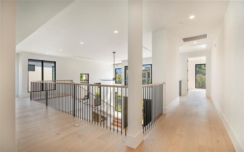 7619 Kenwell Street, Dallas, TX 75209, 4 Habitaciones Habitaciones , ,5 BañosBaños,Residential,En Venta,7619 Kenwell Street,0,21146759