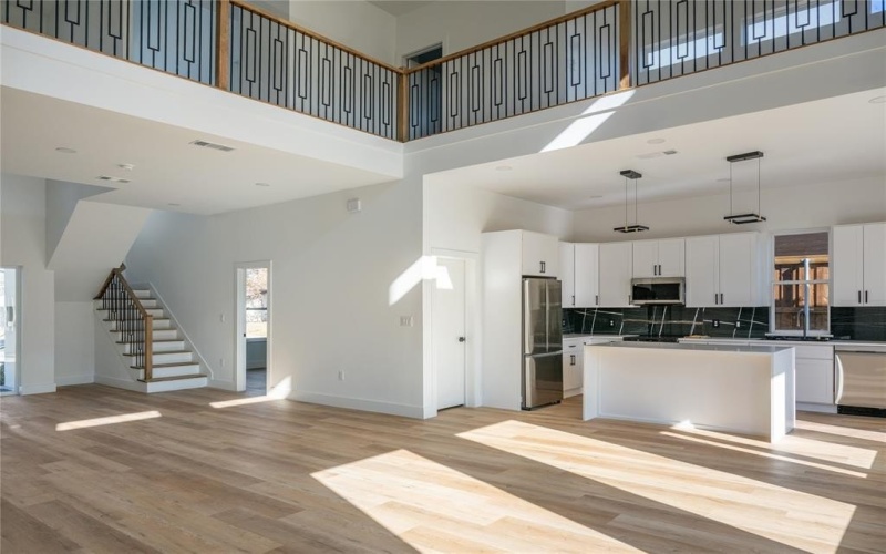 2950 Sundial Drive, Dallas, TX 75229, 4 Bedrooms Bedrooms, ,3 BathroomsBathrooms,Residential,For Sale,2950 Sundial Drive,0,21147008