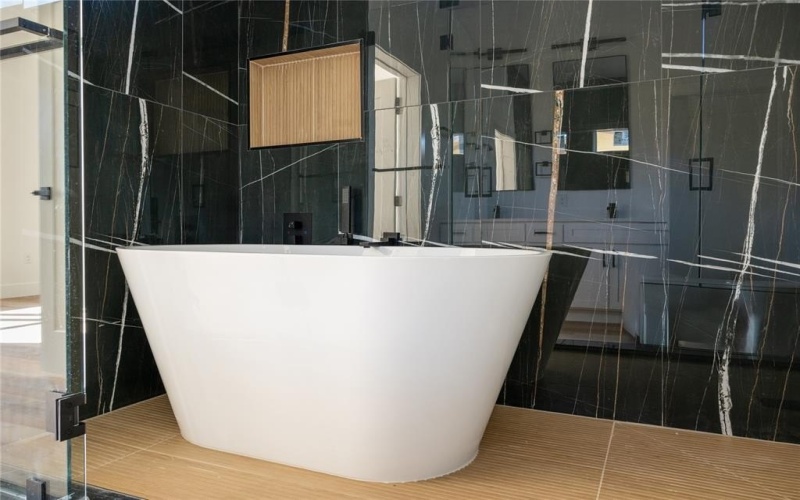 2950 Sundial Drive, Dallas, TX 75229, 4 Bedrooms Bedrooms, ,3 BathroomsBathrooms,Residential,For Sale,2950 Sundial Drive,0,21147008