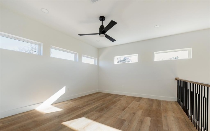 2950 Sundial Drive, Dallas, TX 75229, 4 Bedrooms Bedrooms, ,3 BathroomsBathrooms,Residential,For Sale,2950 Sundial Drive,0,21147008