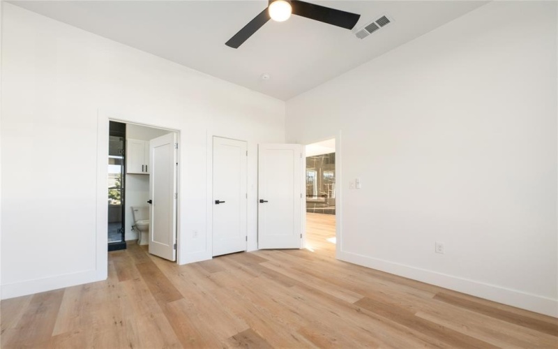 2950 Sundial Drive, Dallas, TX 75229, 4 Bedrooms Bedrooms, ,3 BathroomsBathrooms,Residential,For Sale,2950 Sundial Drive,0,21147008