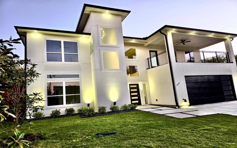 2950 Sundial Drive, Dallas, TX 75229, 4 Bedrooms Bedrooms, ,3 BathroomsBathrooms,Residential,For Sale,2950 Sundial Drive,0,21147008