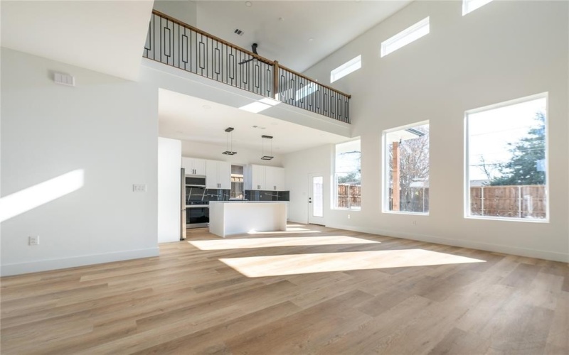 2950 Sundial Drive, Dallas, TX 75229, 4 Bedrooms Bedrooms, ,3 BathroomsBathrooms,Residential,For Sale,2950 Sundial Drive,0,21147008