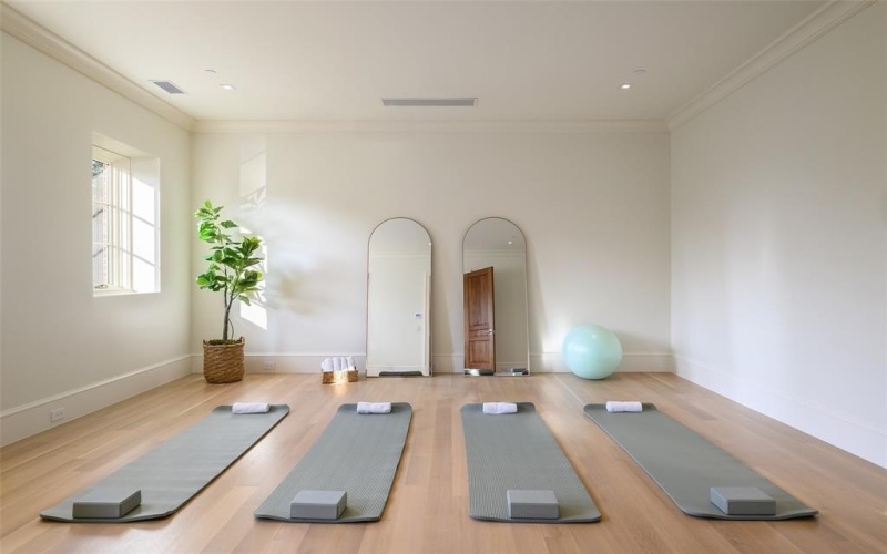 4001 Miramar Avenue, Highland Park, TX 75205, 6 Bedrooms Bedrooms, ,9 BathroomsBathrooms,Residential,For Sale,4001 Miramar Avenue,0,21147099