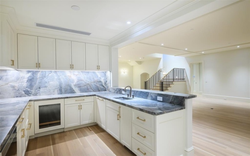 4001 Miramar Avenue, Highland Park, TX 75205, 6 Bedrooms Bedrooms, ,9 BathroomsBathrooms,Residential,For Sale,4001 Miramar Avenue,0,21147099