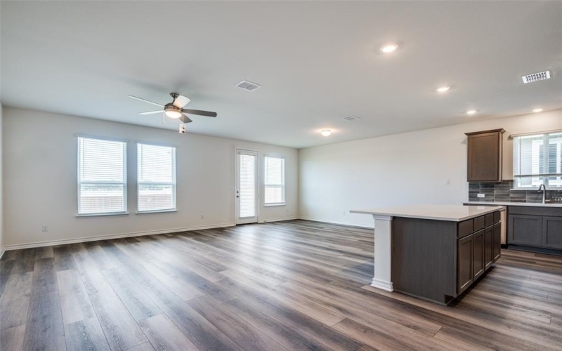 348 Fallbrook Drive, Aledo, TX 76008, 4 Habitaciones Habitaciones , ,2 BañosBaños,Residential,En Venta,348 Fallbrook Drive,0,21147108