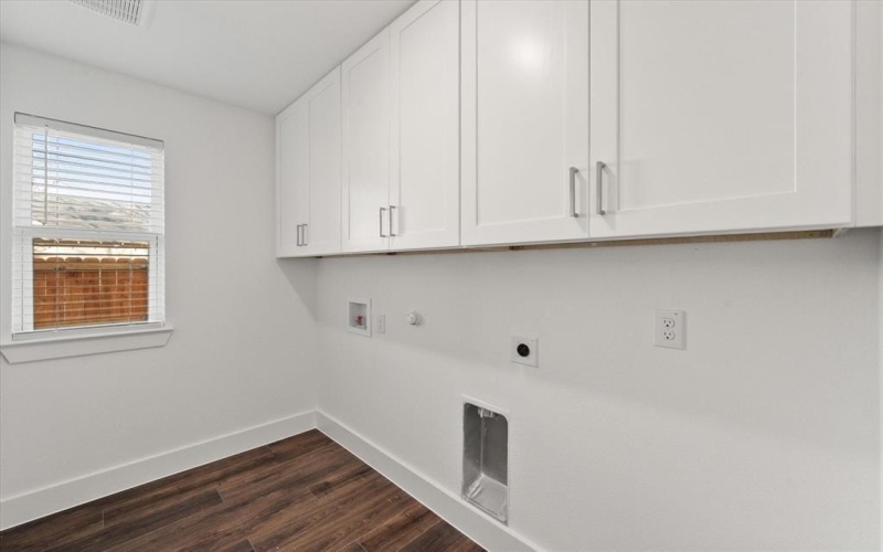 401 N Goodman Avenue, Kerens, TX 75144, 3 Habitaciones Habitaciones , ,2 BañosBaños,Residential,En Venta,401 N Goodman Avenue,0,21147145