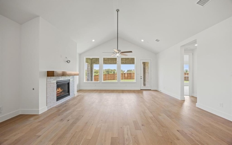 4016 Reserve Way, Providence Village, TX 76227, 3 Habitaciones Habitaciones , ,2 BañosBaños,Residential,En Venta,4016 Reserve Way,0,21147147