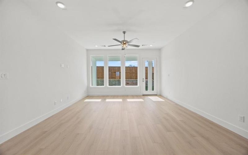 328 Chestnut Street, Celina, TX 75009, 3 Bedrooms Bedrooms, ,2 BathroomsBathrooms,Residential,For Sale,328 Chestnut Street,0,21147193