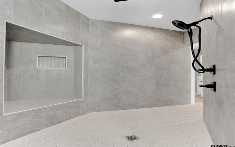 93 Ryder Cup Trail, Hideaway, TX 75771, 3 Bedrooms Bedrooms, ,2 BathroomsBathrooms,Residential,For Sale,93 Ryder Cup Trail,0,21147284