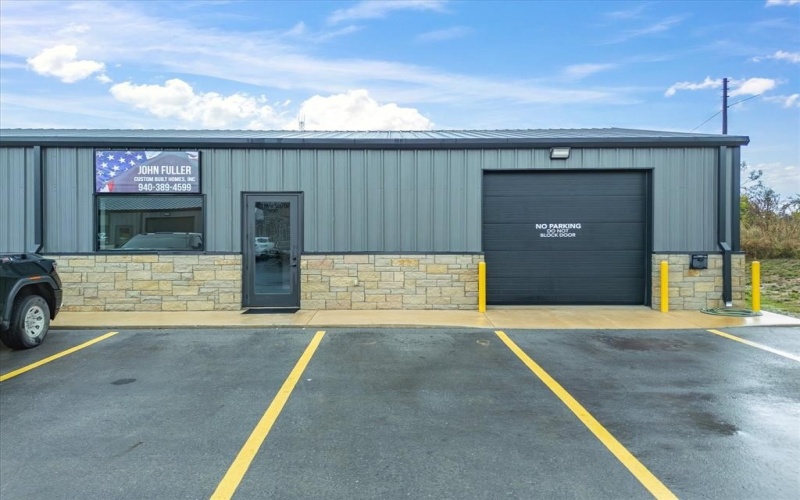 220 West Side Drive, Decatur, TX 76234, ,Other,For Sale,220 West Side Drive,0,21147317