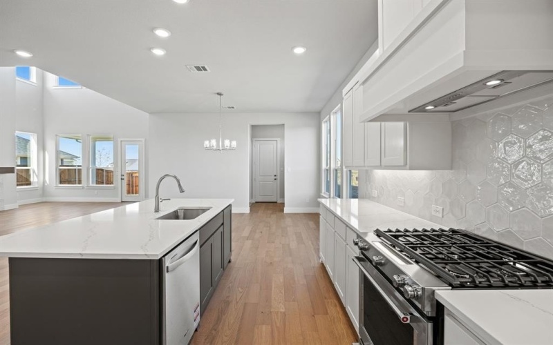 536 Stark Mews, Celina, TX 75009, 4 Habitaciones Habitaciones , ,3 BañosBaños,Residential,En Venta,536 Stark Mews,0,21147356