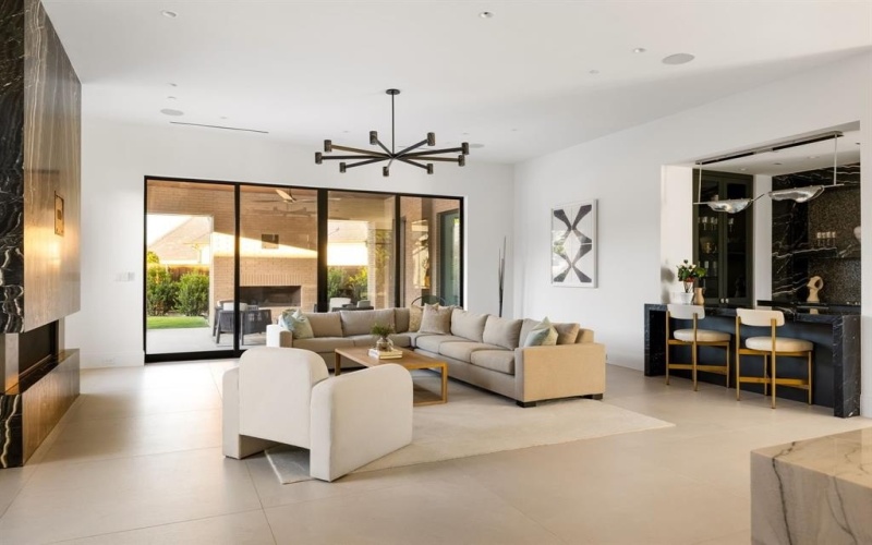 4527 N Lindhurst Avenue, Dallas, TX 75229, 5 Habitaciones Habitaciones , ,6 BañosBaños,Residential,En Venta,4527 N Lindhurst Avenue,0,21147381