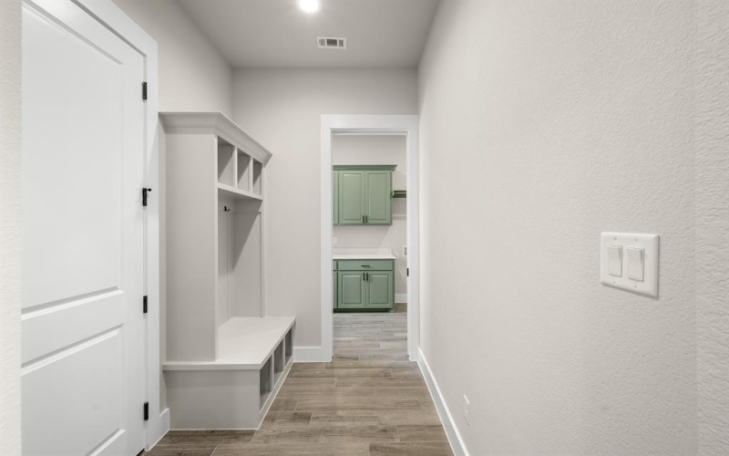 2012 Bison Prairie Trail, Fort Worth, TX 76126, 5 Habitaciones Habitaciones , ,3 BañosBaños,Residential,En Venta,2012 Bison Prairie Trail,0,21147496