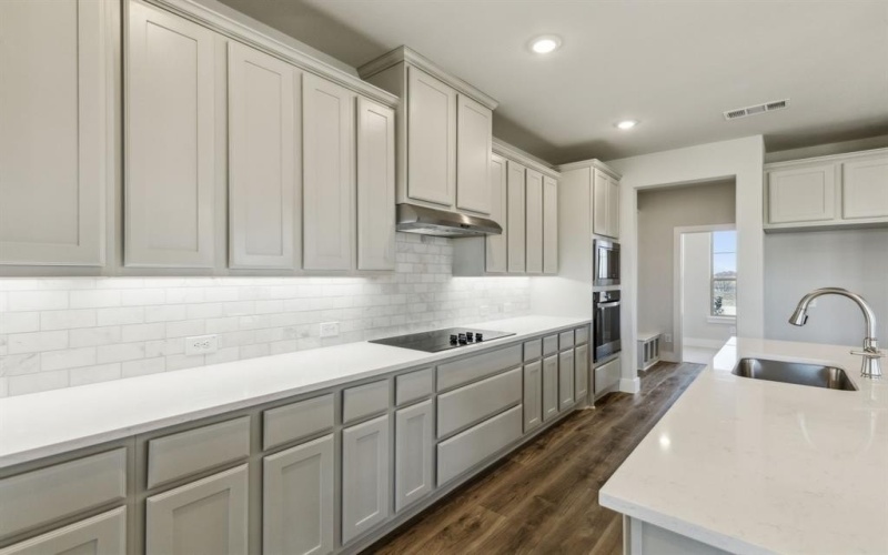 152 Swan Lake Drive, Waxahachie, TX 75165, 4 Bedrooms Bedrooms, ,3 BathroomsBathrooms,Residential,For Sale,152 Swan Lake Drive,0,21147600