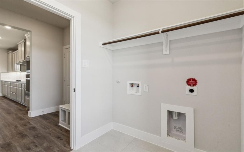 152 Swan Lake Drive, Waxahachie, TX 75165, 4 Bedrooms Bedrooms, ,3 BathroomsBathrooms,Residential,For Sale,152 Swan Lake Drive,0,21147600