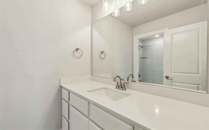 152 Swan Lake Drive, Waxahachie, TX 75165, 4 Bedrooms Bedrooms, ,3 BathroomsBathrooms,Residential,For Sale,152 Swan Lake Drive,0,21147600