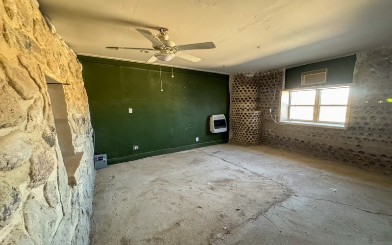 400 N Smiling Dog Trail, Terlingua, TX 79830, 2 Habitaciones Habitaciones , ,2 BañosBaños,Residential,En Venta,400 N Smiling Dog Trail,0,158057