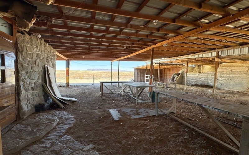 400 N Smiling Dog Trail, Terlingua, TX 79830, 2 Habitaciones Habitaciones , ,2 BañosBaños,Residential,En Venta,400 N Smiling Dog Trail,0,158057