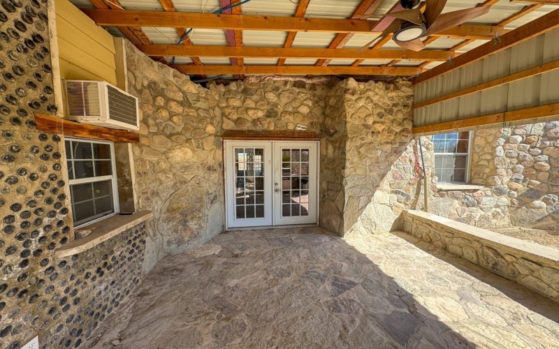 400 N Smiling Dog Trail, Terlingua, TX 79830, 2 Habitaciones Habitaciones , ,2 BañosBaños,Residential,En Venta,400 N Smiling Dog Trail,0,158057
