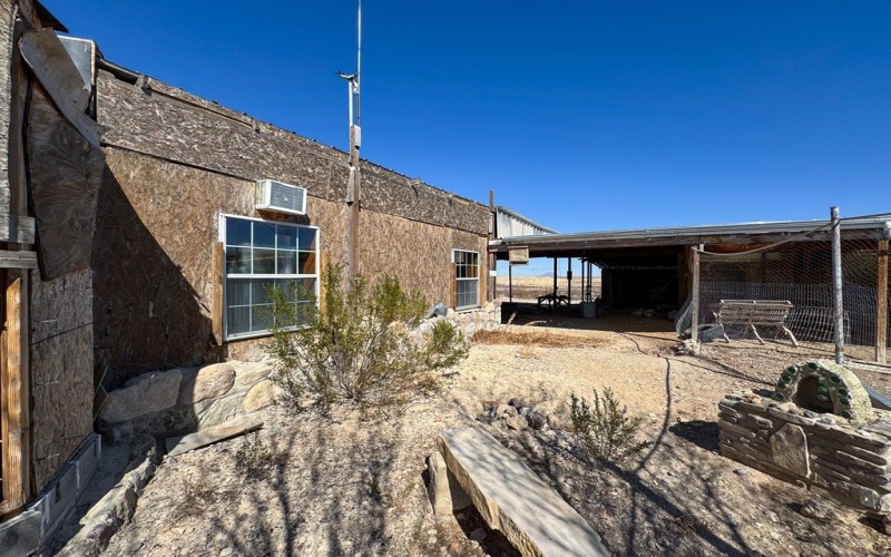 400 N Smiling Dog Trail, Terlingua, TX 79830, 2 Habitaciones Habitaciones , ,2 BañosBaños,Residential,En Venta,400 N Smiling Dog Trail,0,158057