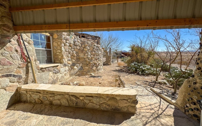 400 N Smiling Dog Trail, Terlingua, TX 79830, 2 Habitaciones Habitaciones , ,2 BañosBaños,Residential,En Venta,400 N Smiling Dog Trail,0,158057