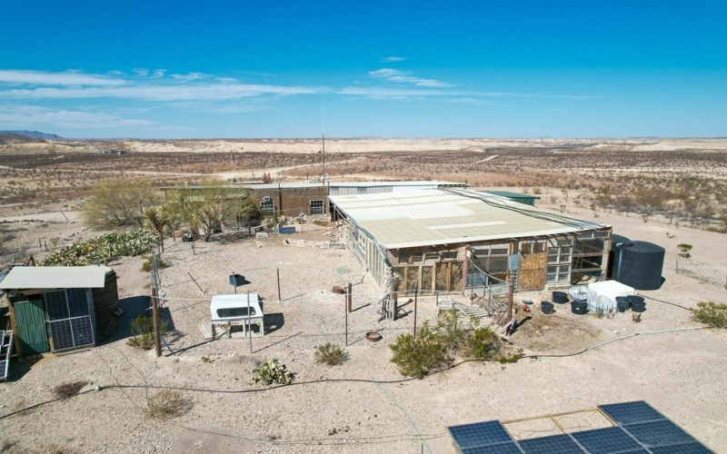 400 N Smiling Dog Trail, Terlingua, TX 79830, 2 Habitaciones Habitaciones , ,2 BañosBaños,Residential,En Venta,400 N Smiling Dog Trail,0,158057