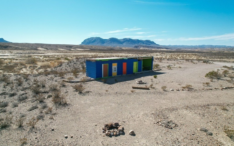 400 N Smiling Dog Trail, Terlingua, TX 79830, 2 Habitaciones Habitaciones , ,2 BañosBaños,Residential,En Venta,400 N Smiling Dog Trail,0,158057