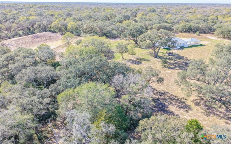 725 Private Road 1581, Hallettsville, TX 77964, 3 Habitaciones Habitaciones , ,2 BañosBaños,Granja,En Venta,725 Private Road 1581,0,601032
