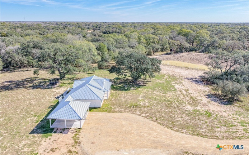 725 Private Road 1581, Hallettsville, TX 77964, 3 Habitaciones Habitaciones , ,2 BañosBaños,Granja,En Venta,725 Private Road 1581,0,601032