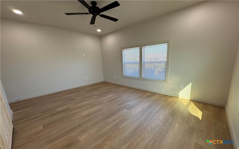 318 Warehouse Road, Victoria, TX 77905, 3 Habitaciones Habitaciones , ,2 BañosBaños,Residential,En Venta,318 Warehouse Road,0,601168