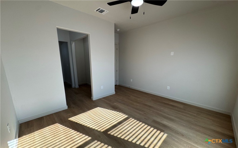 318 Warehouse Road, Victoria, TX 77905, 3 Habitaciones Habitaciones , ,2 BañosBaños,Residential,En Venta,318 Warehouse Road,0,601168